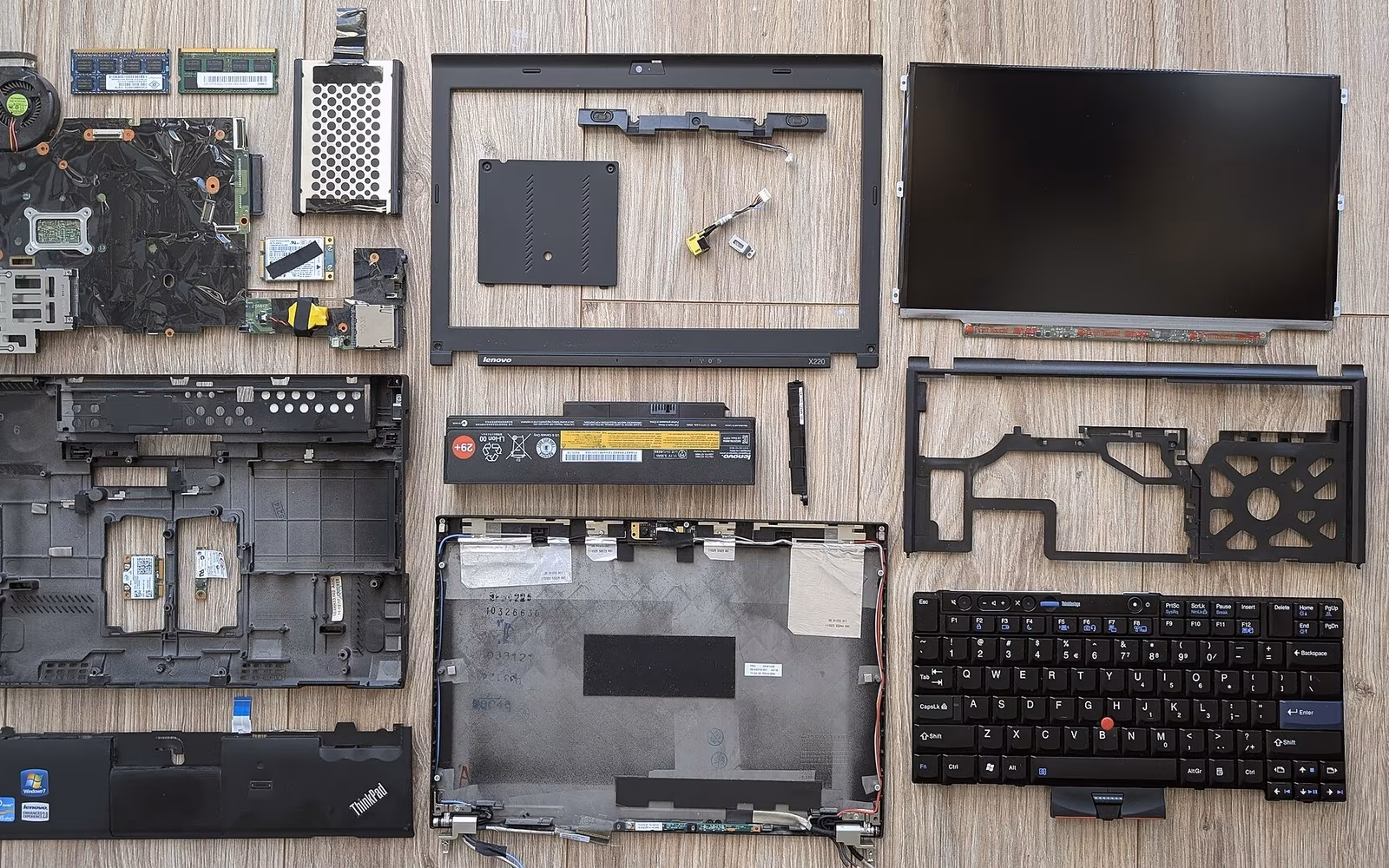 Kinh nghiệm kiểm tra laptop Lenovo cũ trước khi mua Kinh nghiệm kiểm tra laptop Lenovo cũ trước khi mua