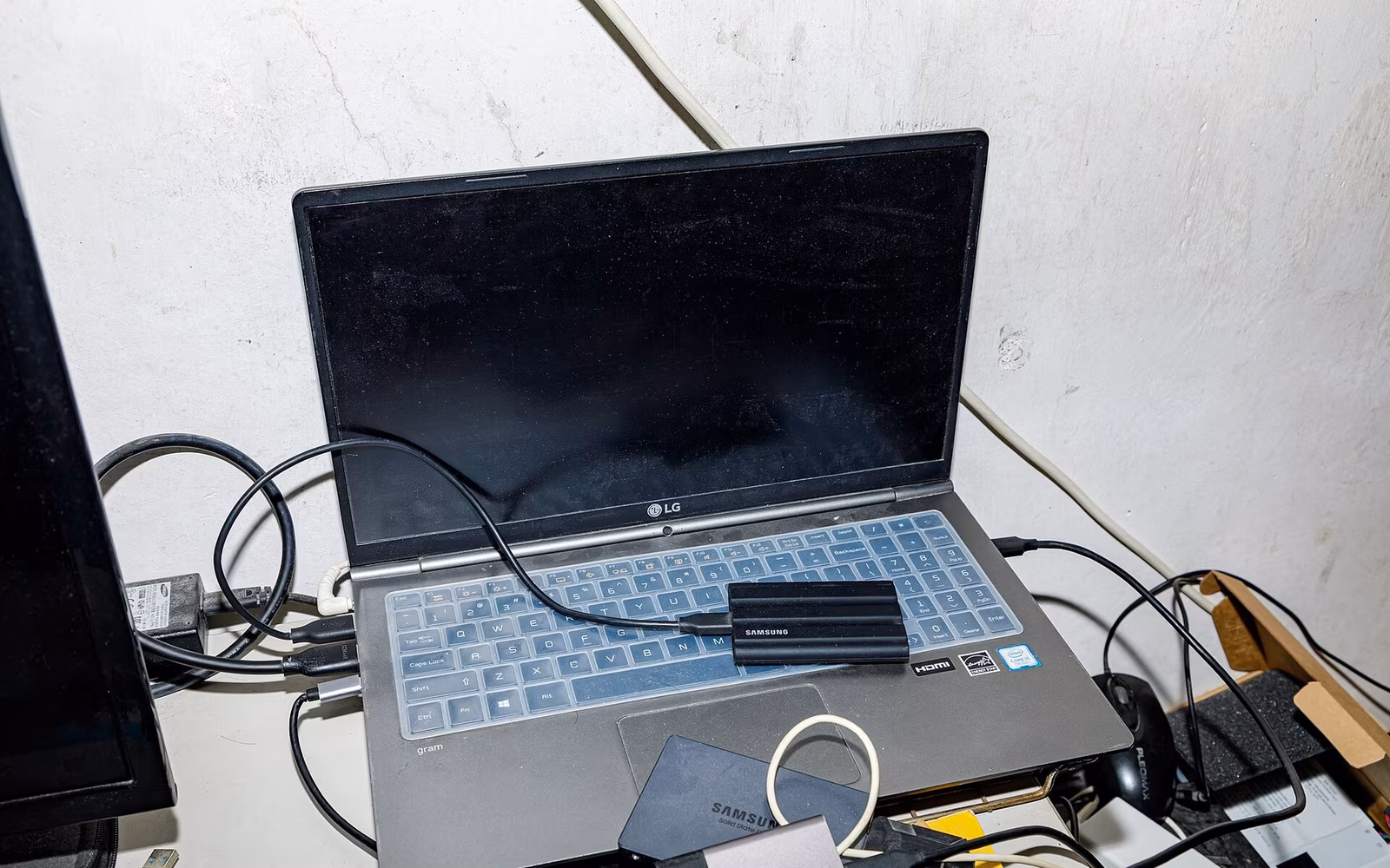 Kinh nghiệm kiểm tra laptop LG cũ trước khi mua Kinh nghiệm kiểm tra laptop LG cũ trước khi mua