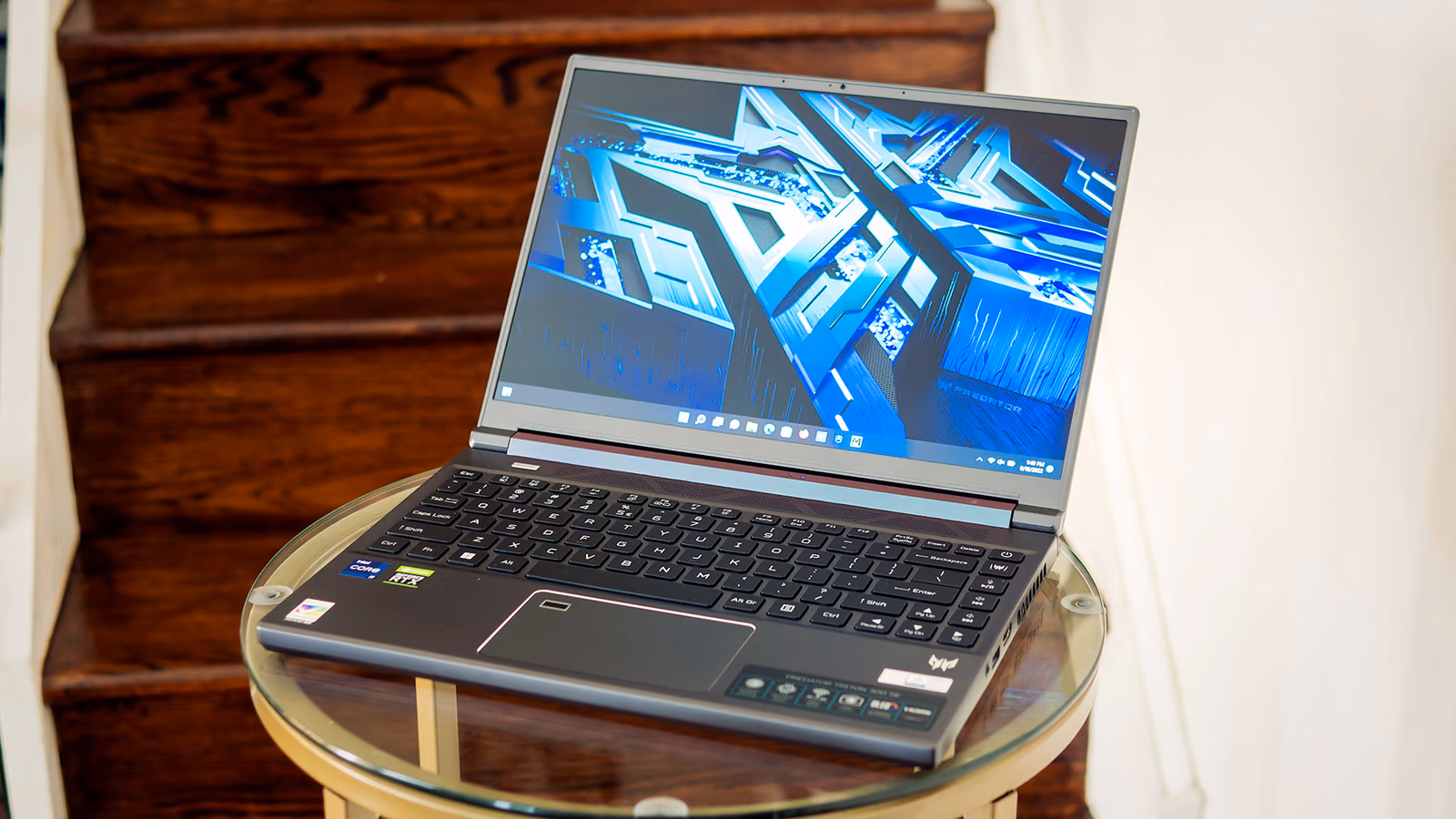 Acer Predator Triton 300 SE PT314 — ảnh chi tiết 03