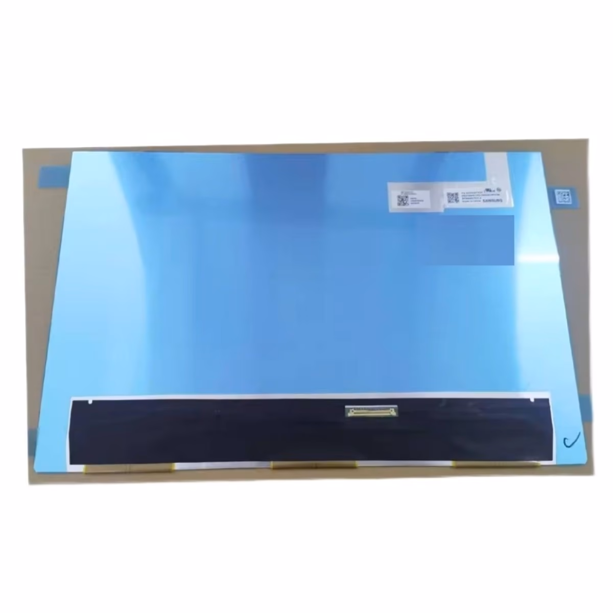 Acer Predator Triton 300 SE PT314 — ảnh chi tiết 04