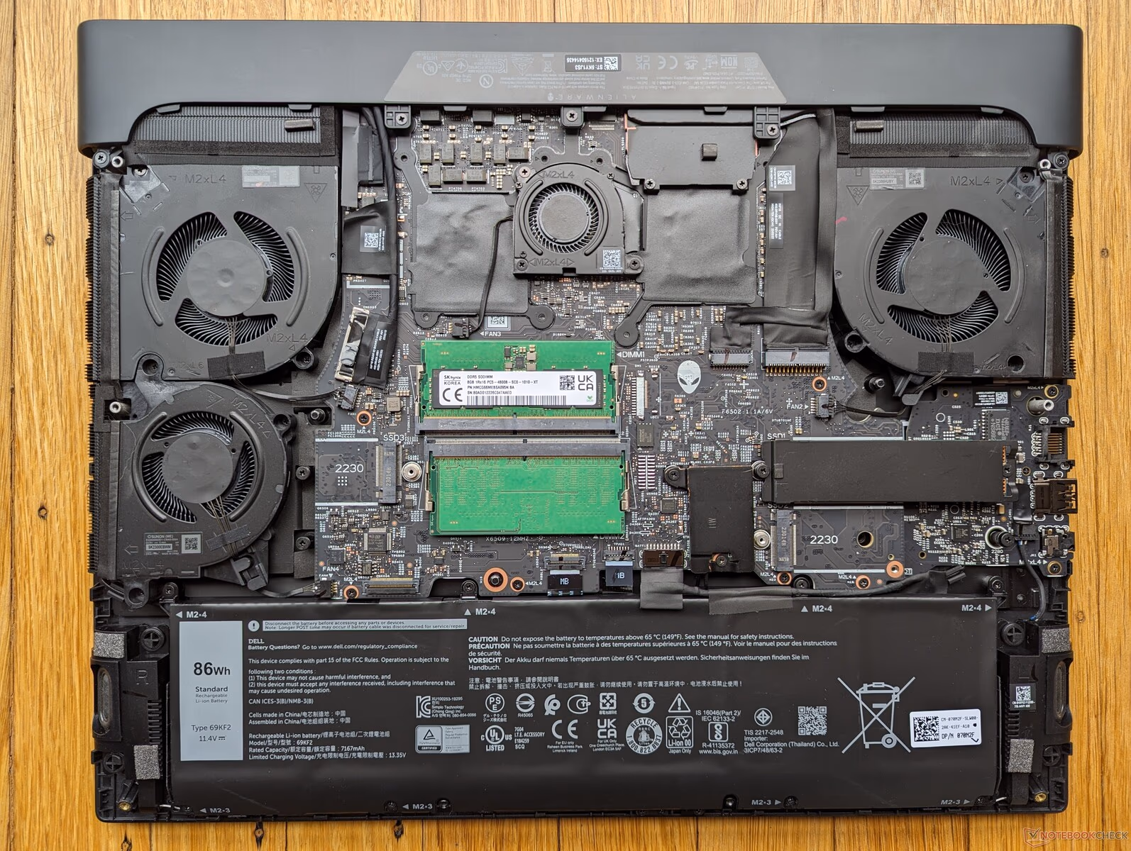 Alienware m15 R2 — ảnh chi tiết 03