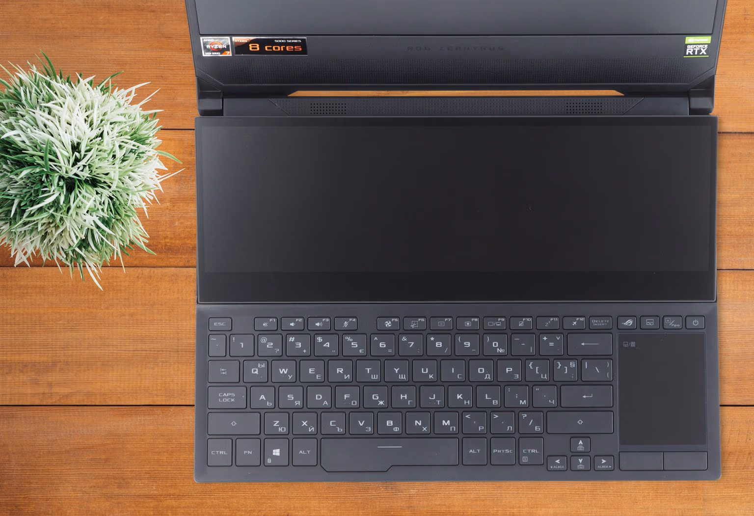 Asus ROG Zephyrus Duo 15 GX551 — ảnh đại diện