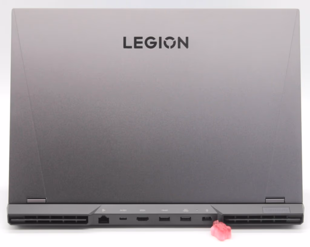 Lenovo Legion 5i Gen 7 — ảnh chi tiết 03 Lenovo Legion 5i Gen 7 — ảnh chi tiết 03