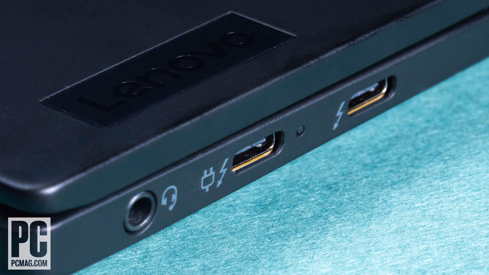 Lenovo ThinkPad X1 Nano Gen 2 — ảnh chi tiết 03 Lenovo ThinkPad X1 Nano Gen 2 — ảnh chi tiết 03