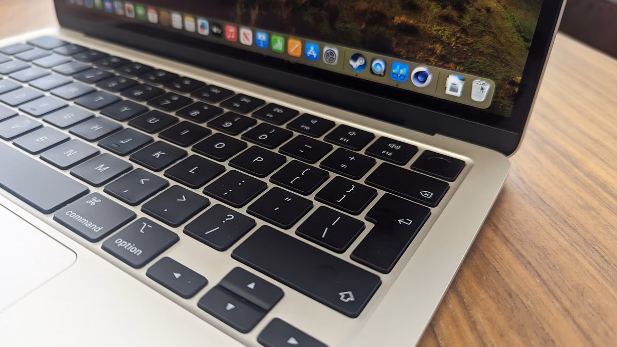 MacBook Air 13 2020 M1 — ảnh chi tiết 01 MacBook Air 13 2020 M1 — ảnh chi tiết 01