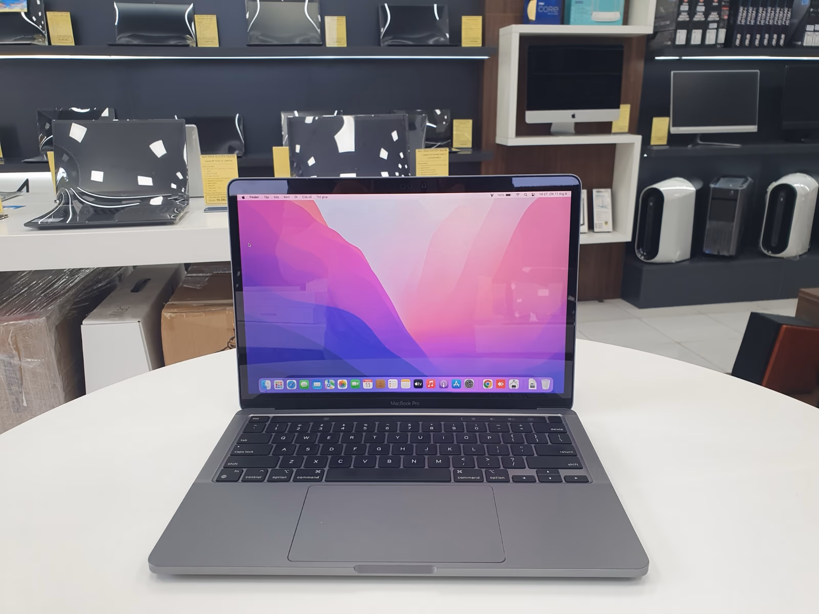 MacBook Pro 13 2020 Intel — ảnh đại diện