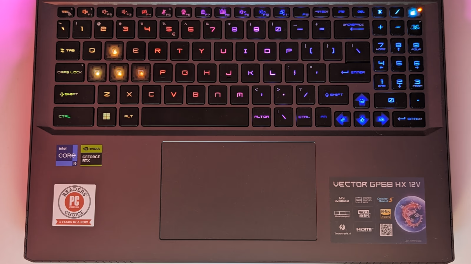 MSI Vector GP68 HX — ảnh chi tiết 04 MSI Vector GP68 HX — ảnh chi tiết 04
