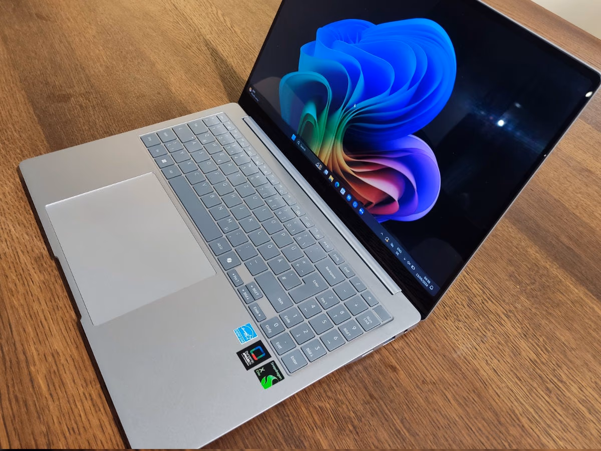 Samsung Galaxy Book4 Edge — ảnh chi tiết 04 Samsung Galaxy Book4 Edge — ảnh chi tiết 04